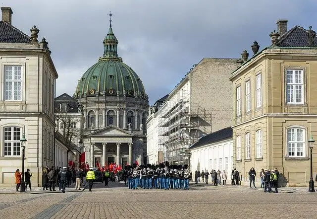 Amalienborg Palace דנמרק